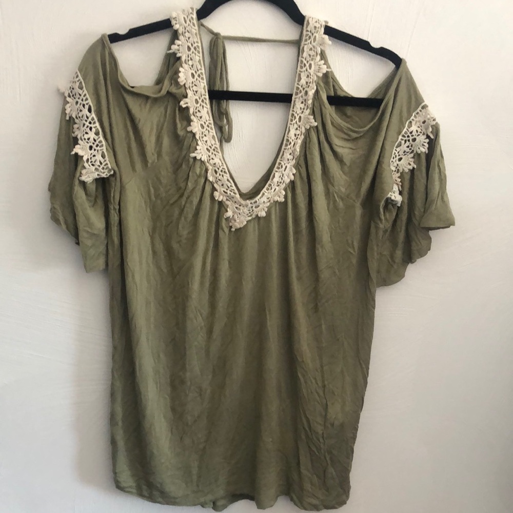 SJS Women’s Plus Size Top